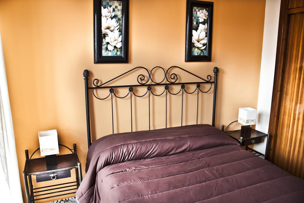 Cortijo Puerta Casas Rurales Orgiva Kamer foto